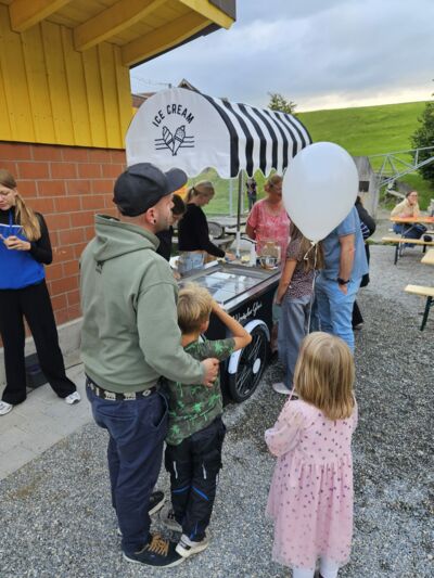 19d5ba8d-c0db-4cae-8154-b75147b56c51 19d5ba8d-c0db-4cae-8154-b75147b56c51